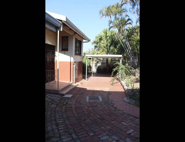 4 BEDROOM HOUSE FOR SALE IN RESERVOIR HILLS